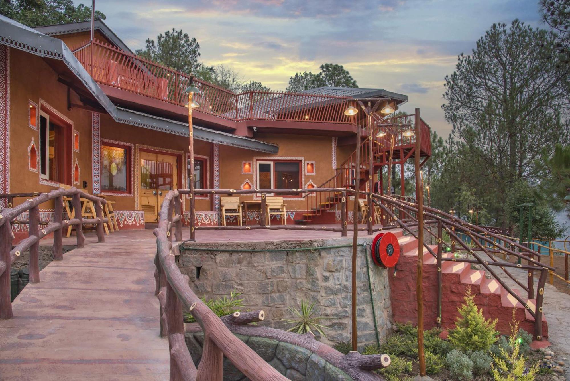 Hotel A Kasauli Ggaon By Echor Esterno foto