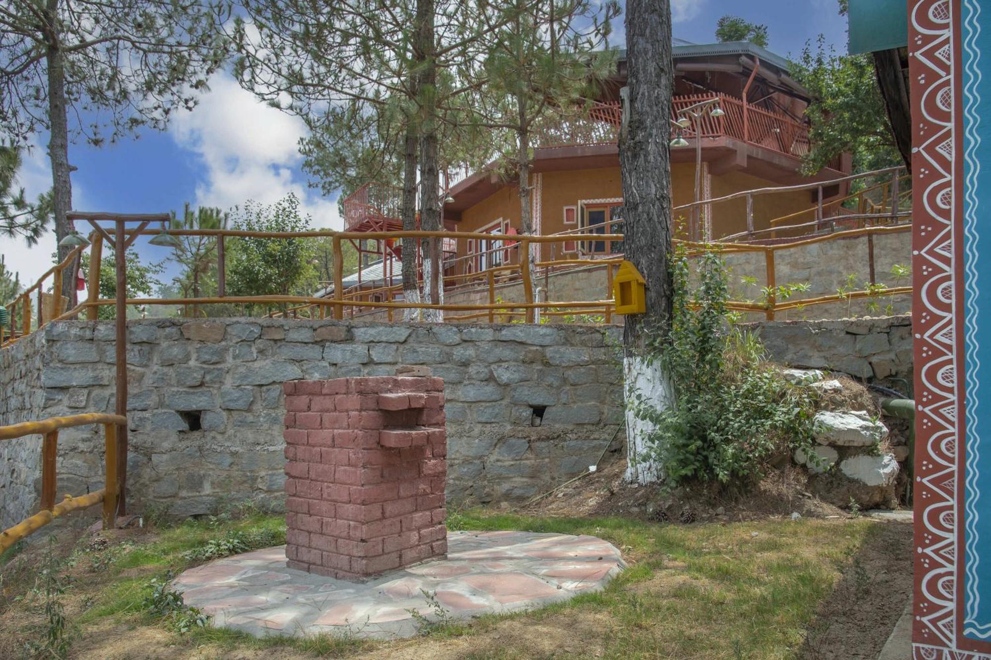 Hotel A Kasauli Ggaon By Echor Esterno foto