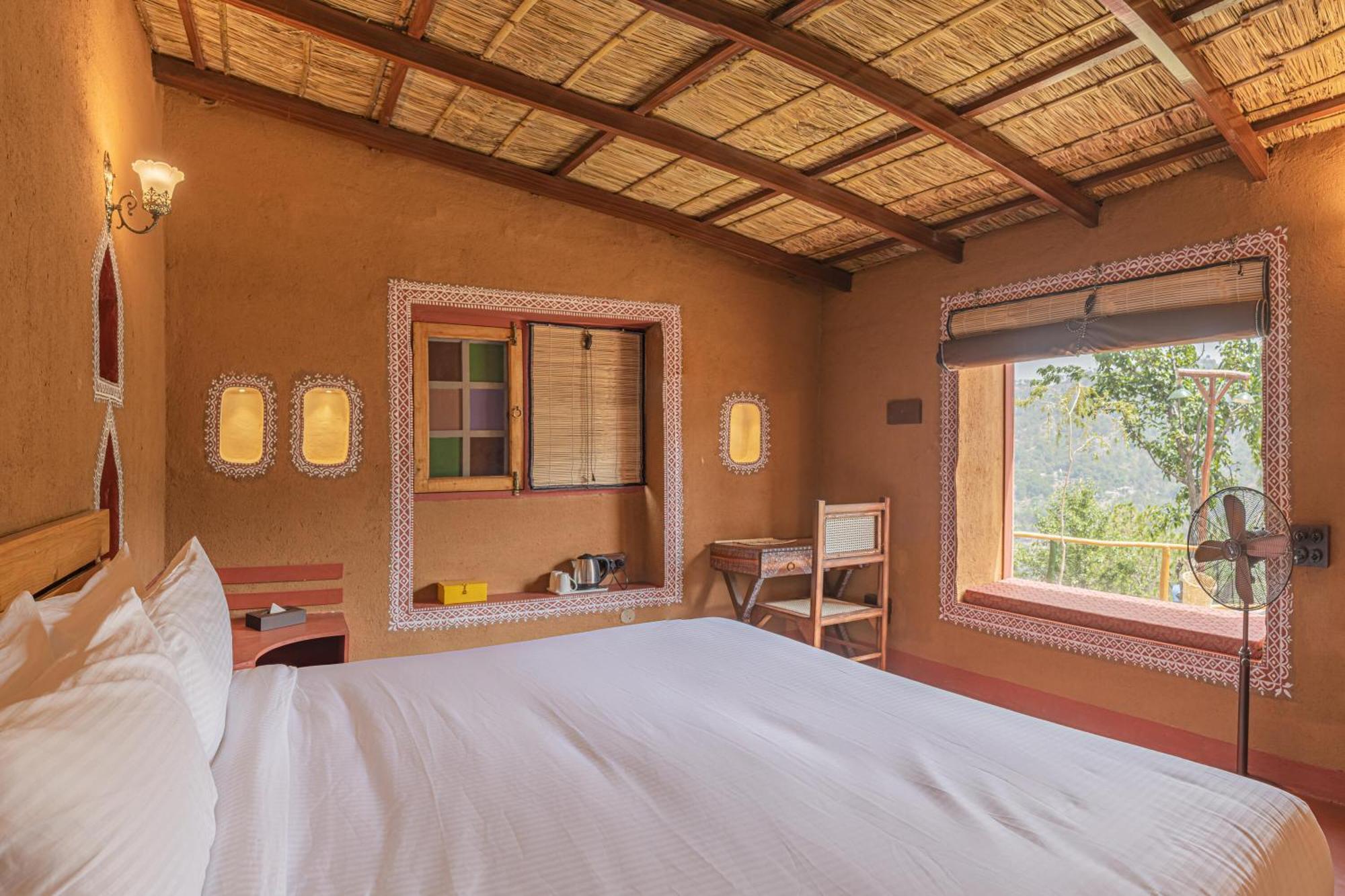 Hotel A Kasauli Ggaon By Echor Esterno foto